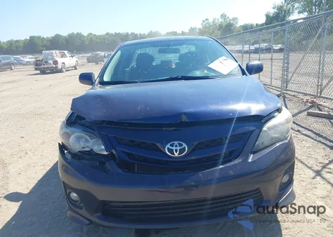 2011 Toyota Corolla S из США, поврежденный, VIN 2T1BU4EE3BC714738